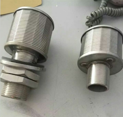 أغطية المياه (أساسًا لترشيح السوائل، انظر الشكل أدناه)